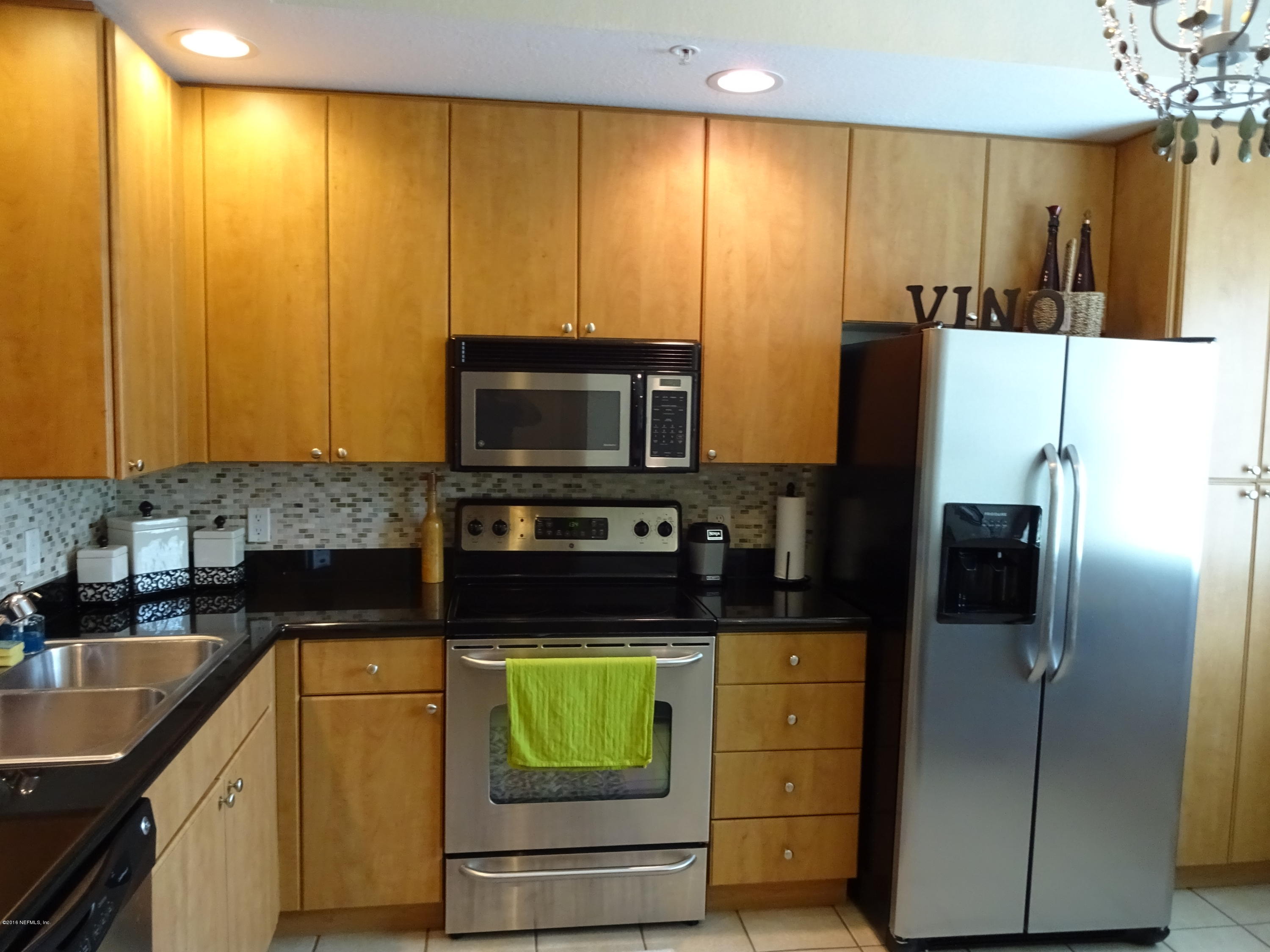 9745 Touchton Road, Unit 525 Jacksonville, FL 32246 - Photo 4 of 24 DSC00117