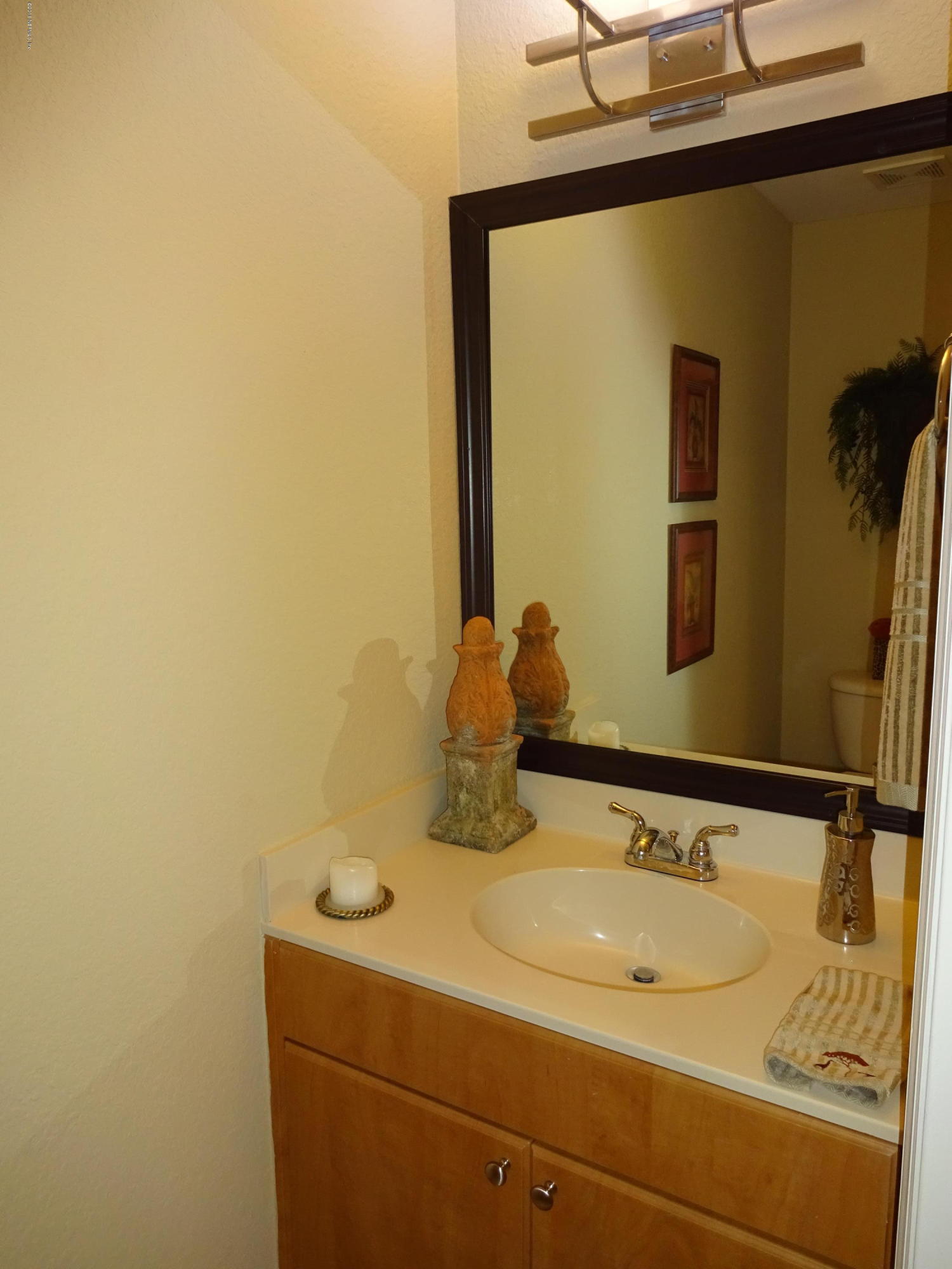 9745 Touchton Road, Unit 525 Jacksonville, FL 32246 - Photo 7 of 24 DSC00114