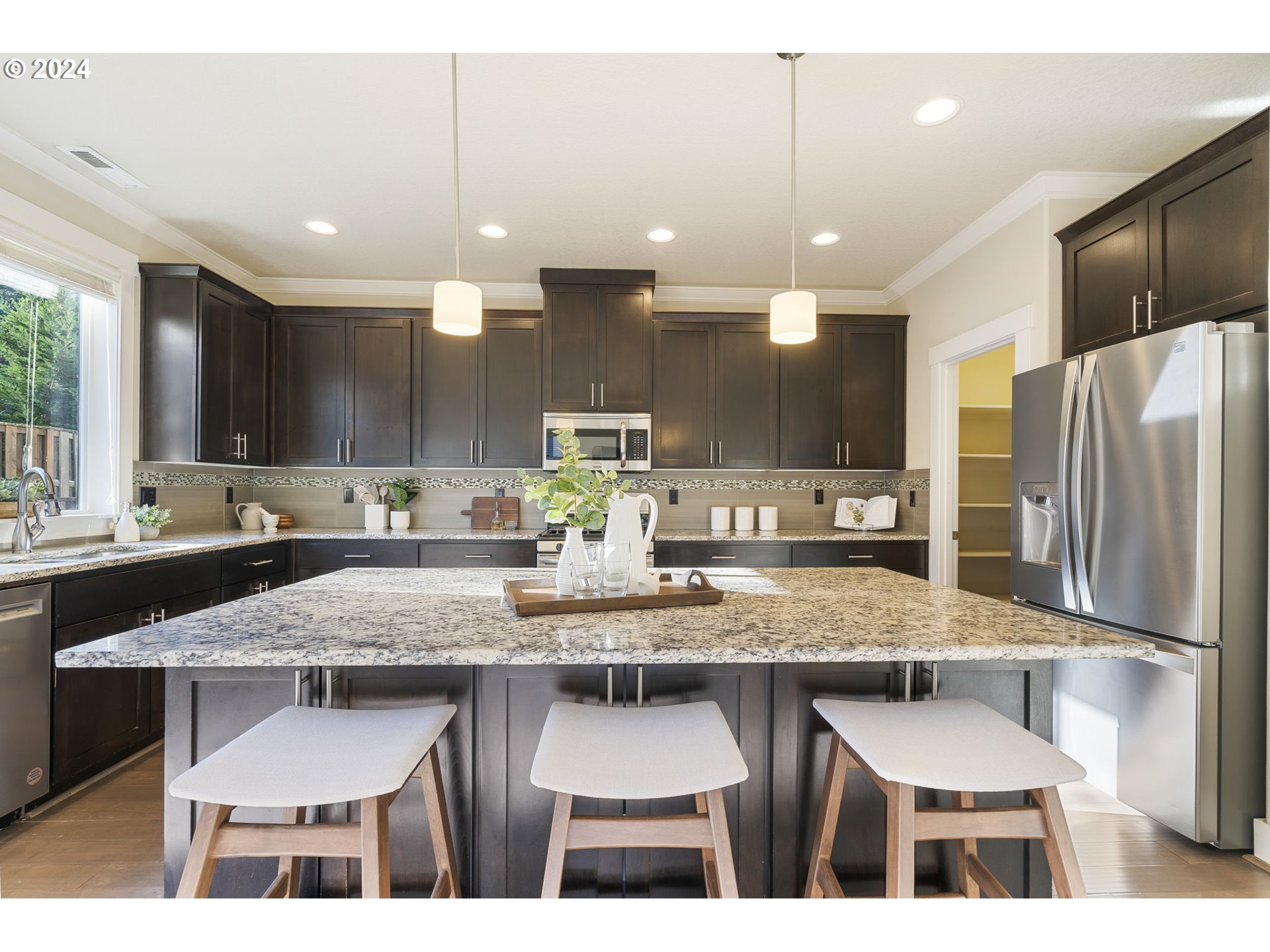 7613 Southwest Applegate Drive Beaverton, OR 97007 - Photo 14 of 48 Kitchen