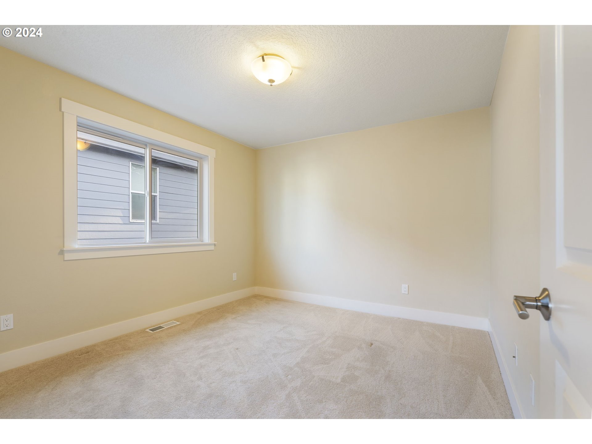 7613 Southwest Applegate Drive Beaverton, OR 97007 - Photo 30 of 48 Bedroom