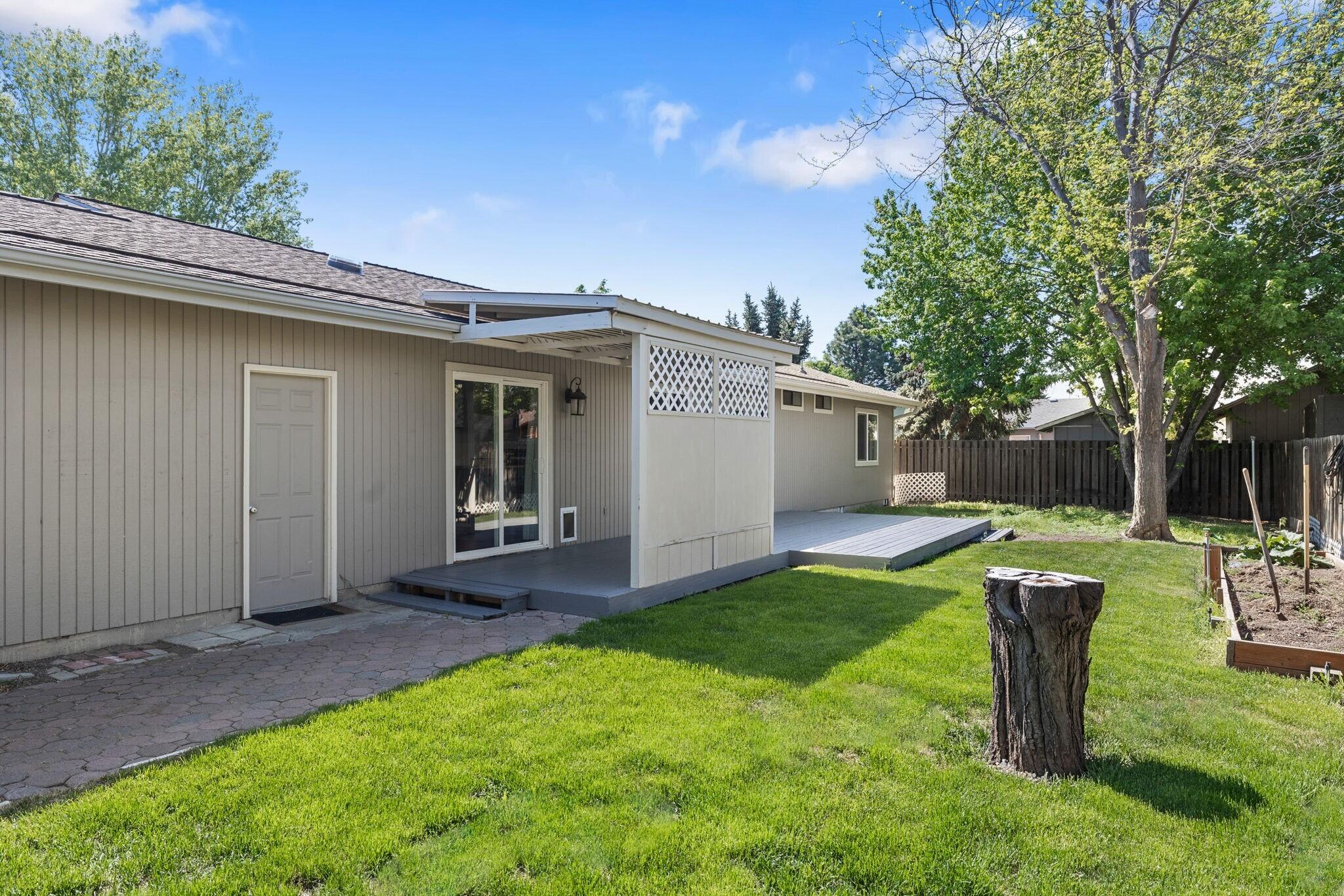 513 Southwest 25th Street Redmond, OR 97756 - Photo 22 of 25 22