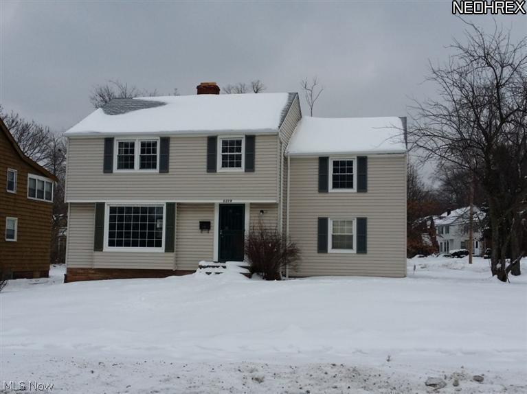 1219 Yellowstone Road Cleveland, OH 44121 - Photo 1 of 19