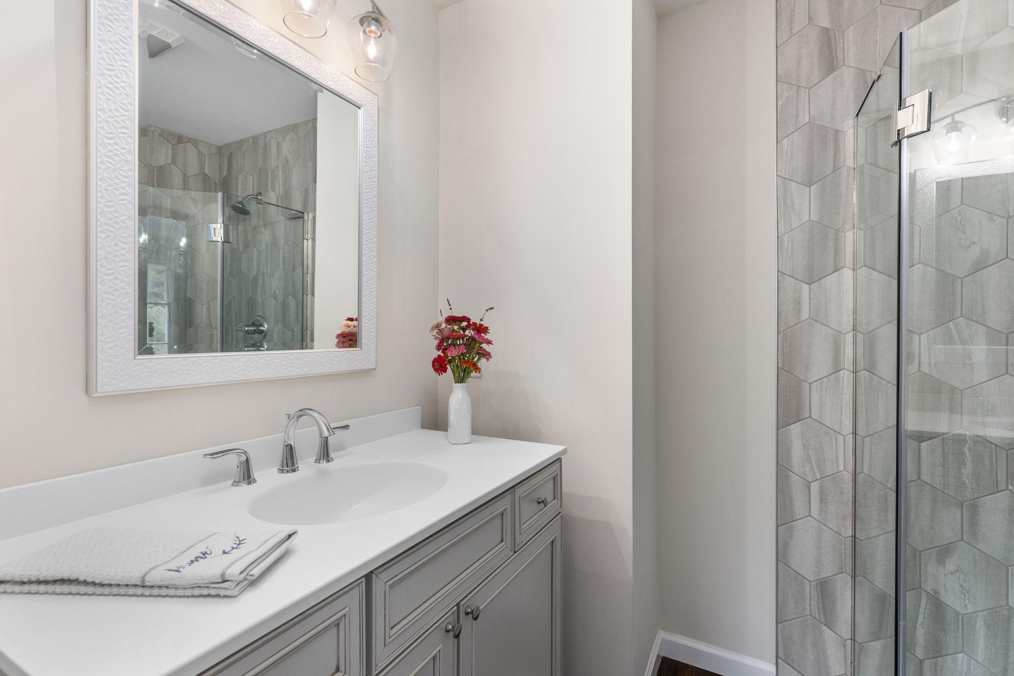 937 Haw Ridge Road Piney Flats, TN 37686 - Photo 21 of 31 Master bath with walk-in shower
