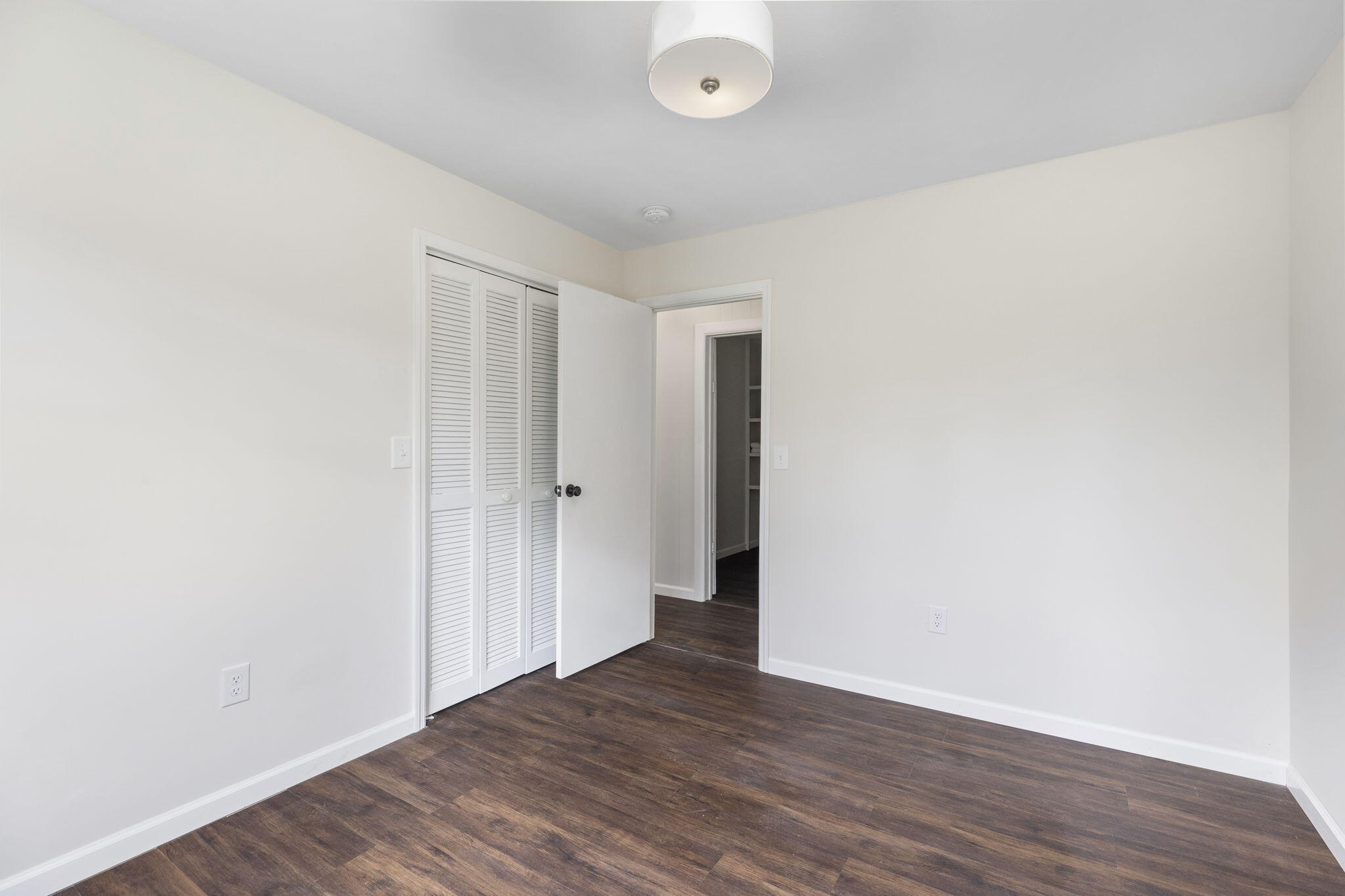 937 Haw Ridge Road Piney Flats, TN 37686 - Photo 25 of 31 Bedroom 3