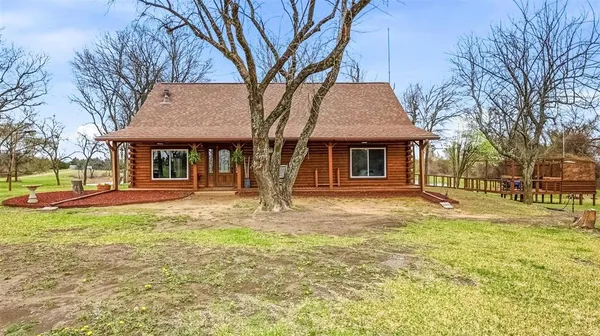 $1,200,000 | 17311 Highway 82, Honey Grove, TX 75446