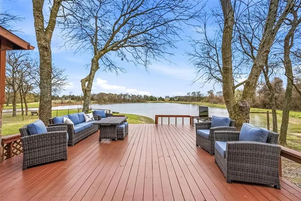 $1,200,000 | 17311 Highway 82, Honey Grove, TX 75446