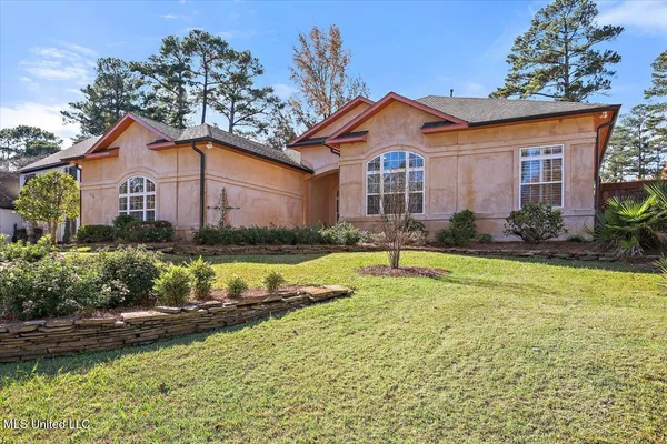 $499,000 | 518 Heatherstone Court, Ridgeland, MS 39157