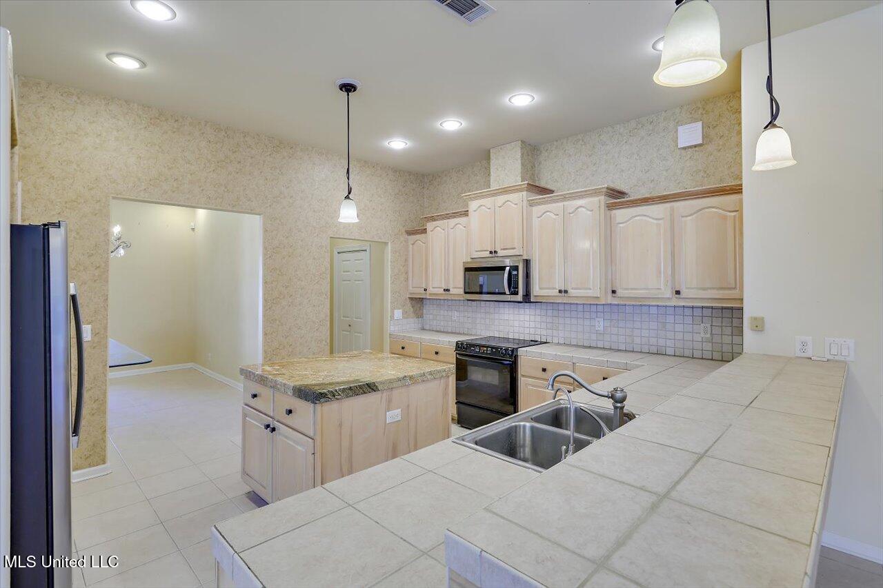 518 Heatherstone Court Ridgeland, MS 39157 - Photo 15 of 48 12-518 Heatherstone Ct