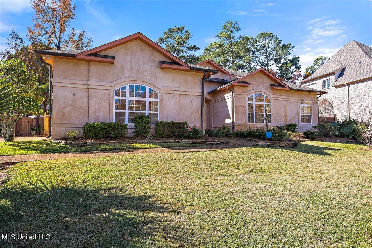 518 Heatherstone Court Ridgeland, MS 39157 - Photo 4 of 48 04-518 Heatherstone Ct