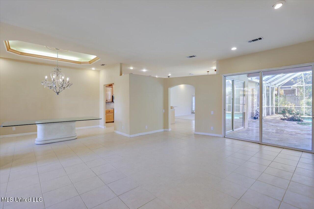 518 Heatherstone Court Ridgeland, MS 39157 - Photo 10 of 48 09-518 Heatherstone Ct