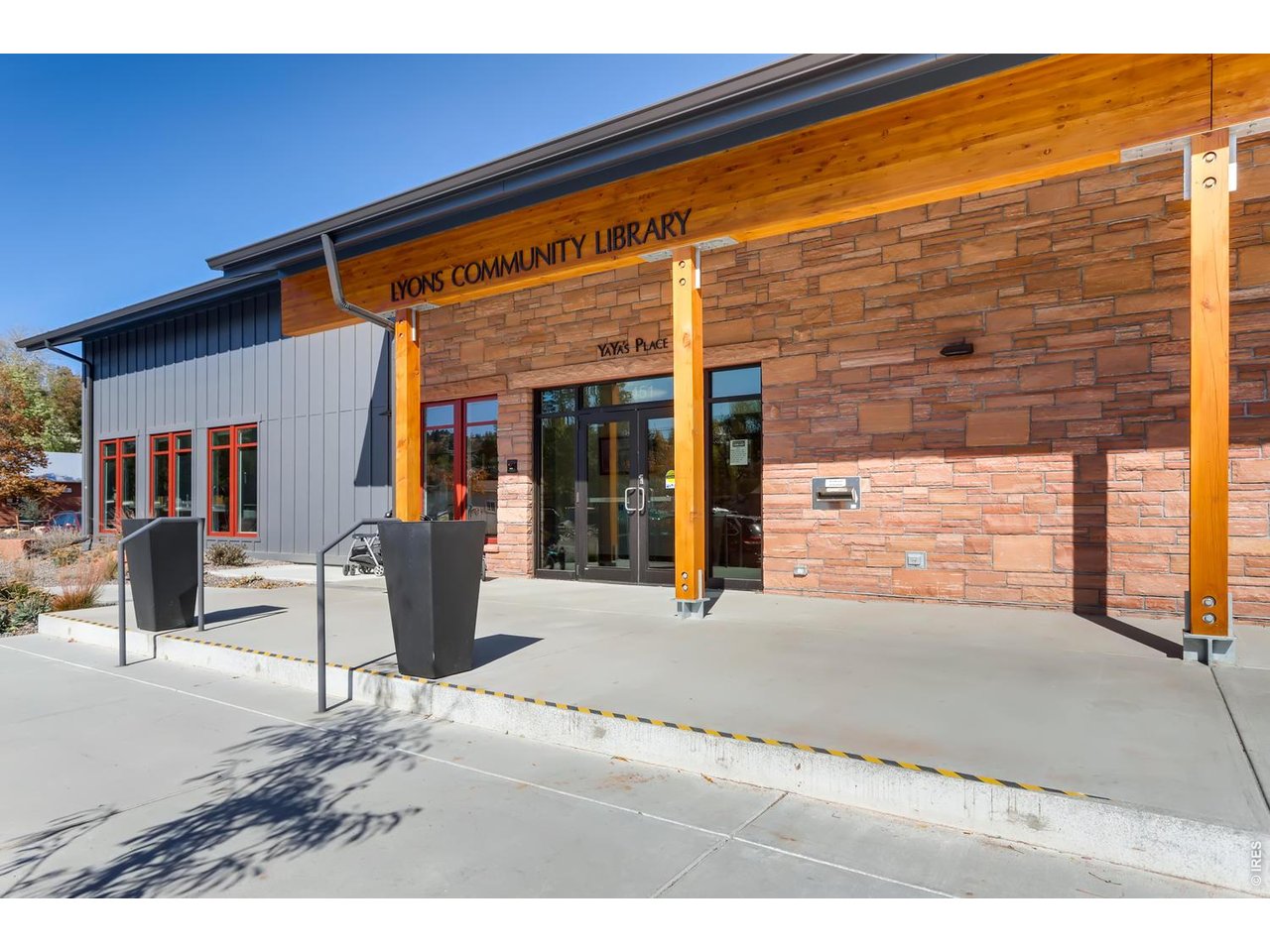 11 Red Gulch Road Lyons, CO 80540 - Photo 45 of 47 Lyons regional library