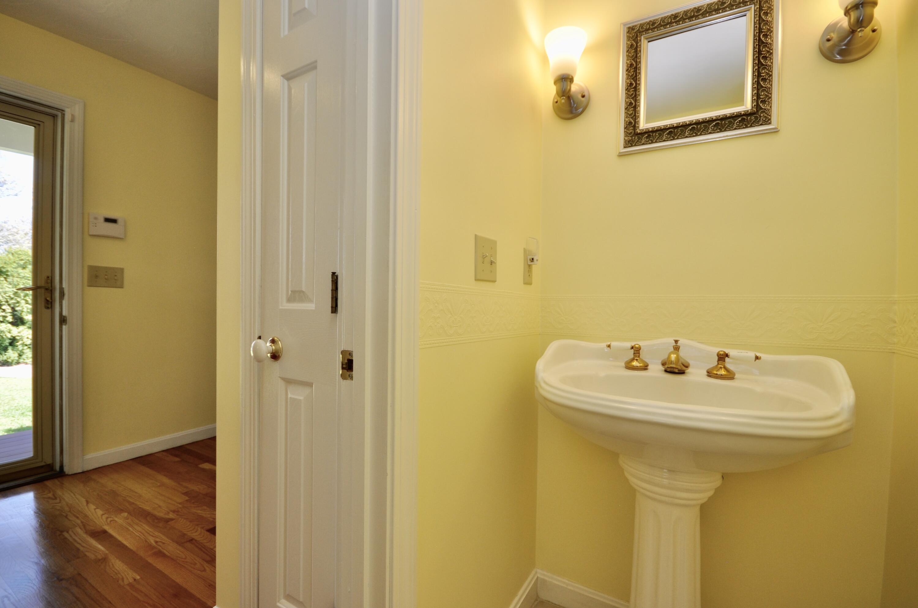 26 Hunters Ridge Road Sagamore Beach, MA 02562 - Photo 8 of 39 _DSC1982