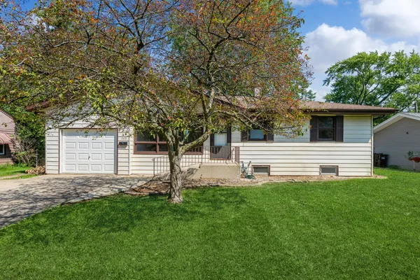 $309,900 | 365 Harold Street, Crystal Lake, IL 60014