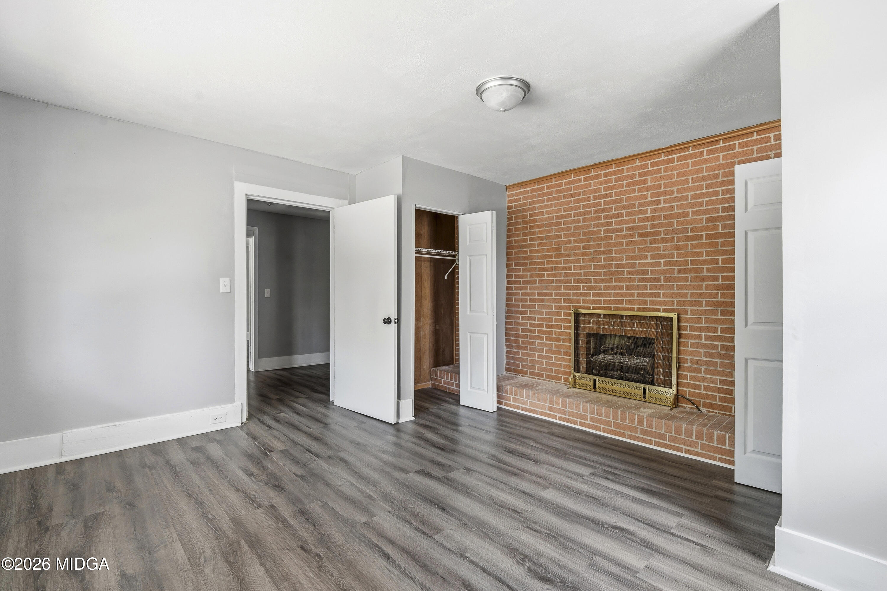 925 Elm Street Macon, GA 31201 - Photo 12 of 38 925 Elm St-01222