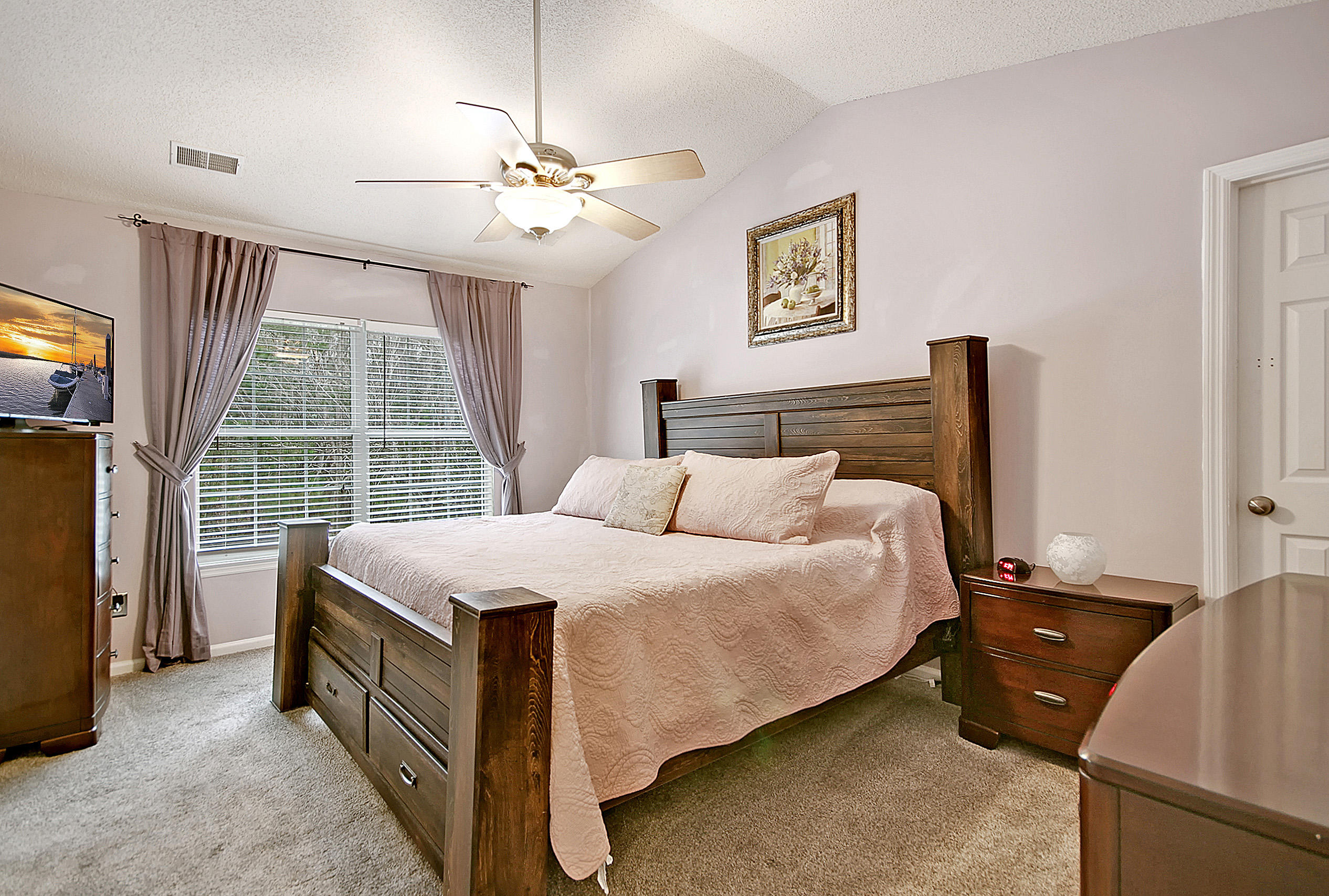 330 Eagle Ridge Road Summerville, SC 29485 - Photo 11 of 38 IMG_4263_IMG_4265 copy