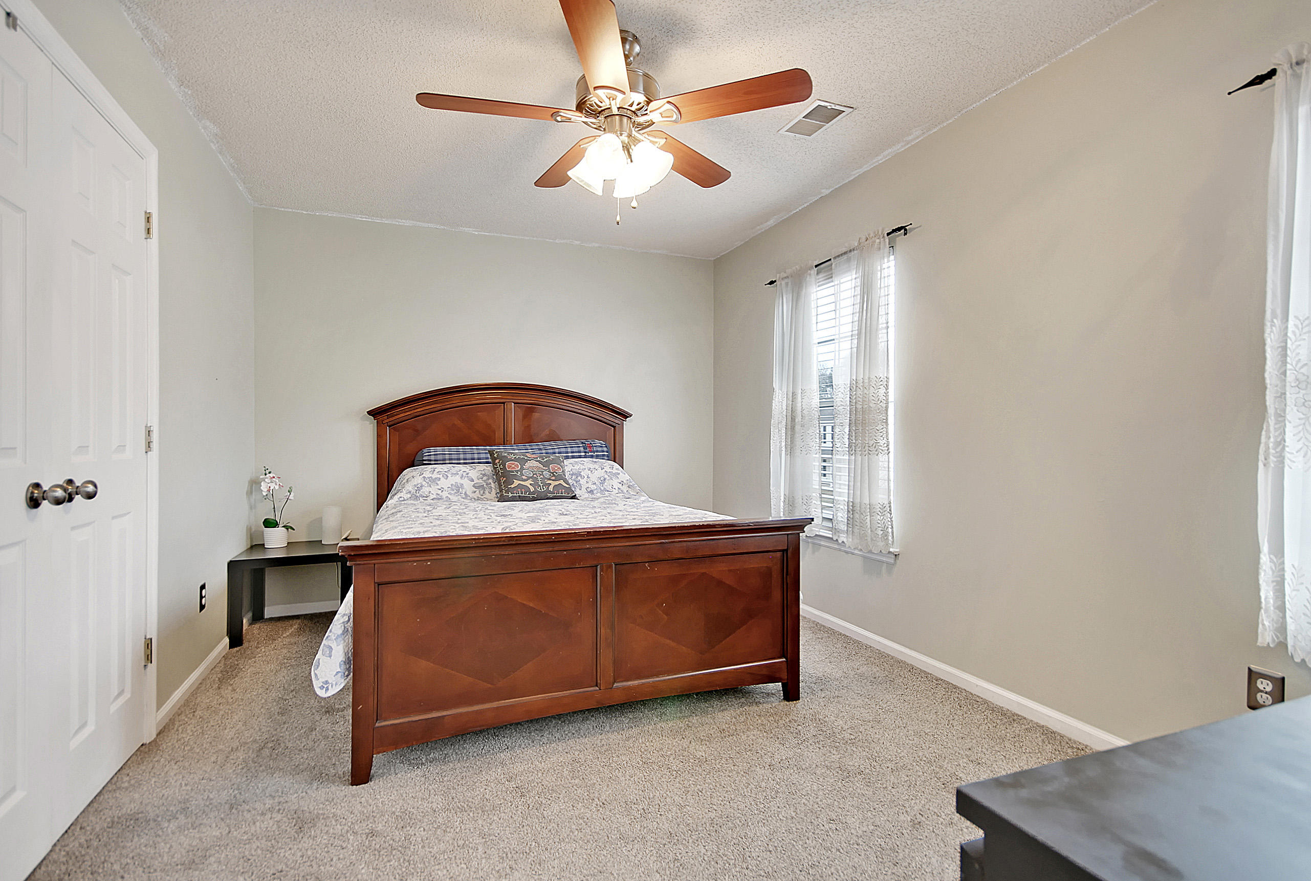 330 Eagle Ridge Road Summerville, SC 29485 - Photo 21 of 38 IMG_4396_IMG_4400 copy