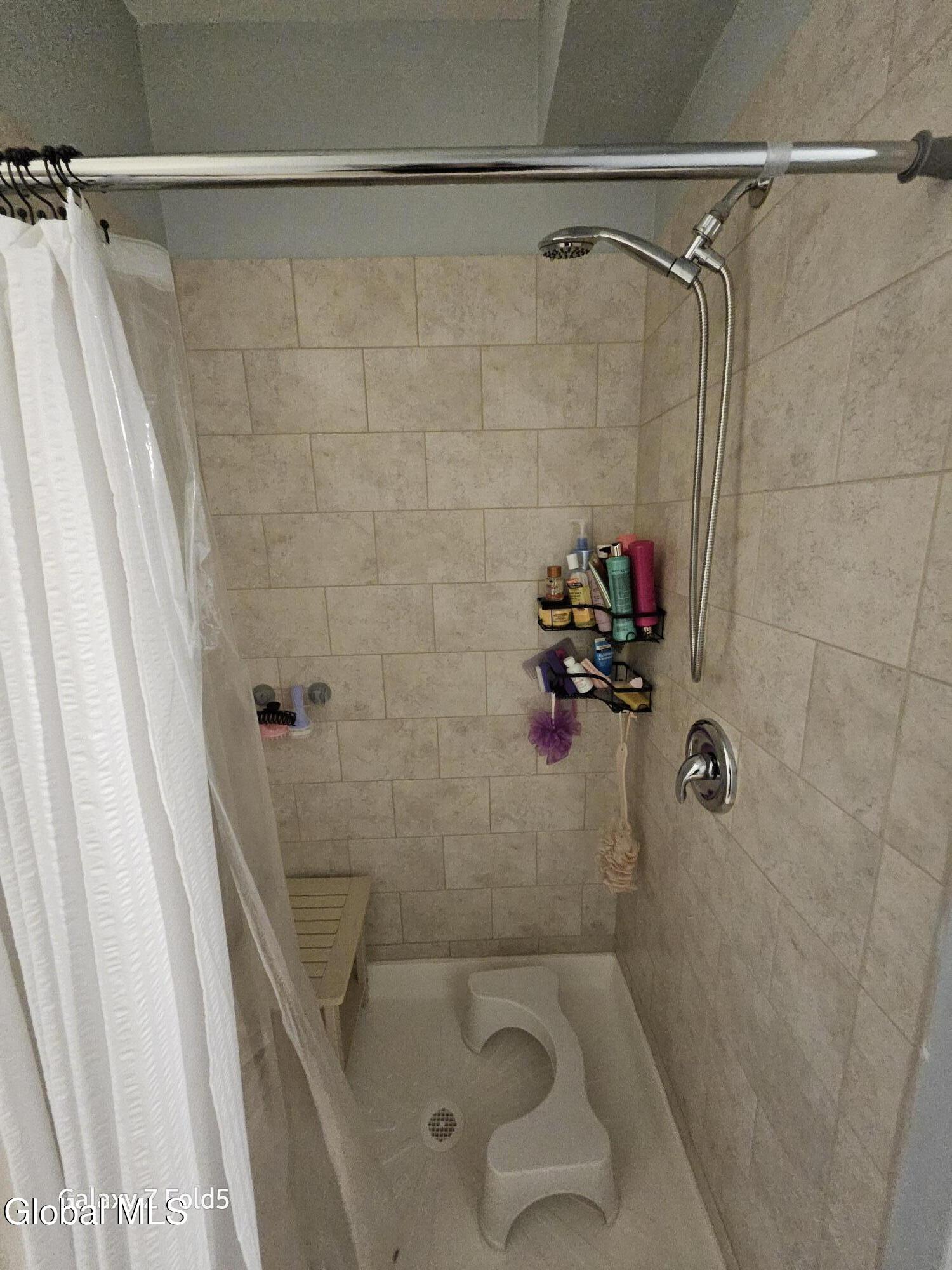 1019 Broadway, Unit 3 Rensselaer, NY 12144 - Photo 5 of 12 1000124792