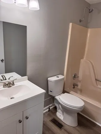 $319,900 | 5470 Stacy Springs Road, Springfield, TN 37172