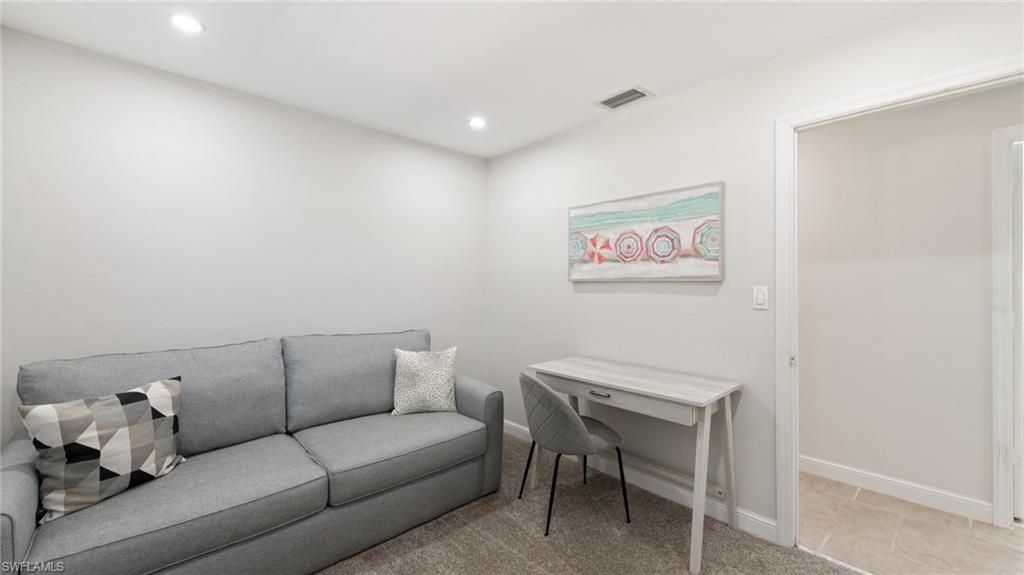 900 Coconut Circle West Naples, FL 34104 - Photo 18 of 33