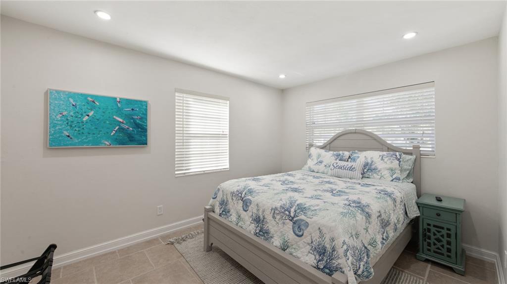 900 Coconut Circle West Naples, FL 34104 - Photo 20 of 33