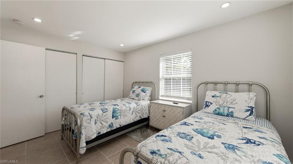 900 Coconut Circle West Naples, FL 34104 - Photo 23 of 33