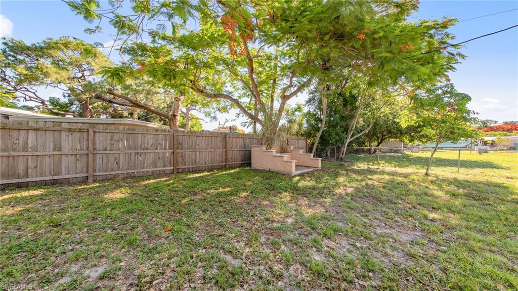 900 Coconut Circle West Naples, FL 34104 - Photo 30 of 33