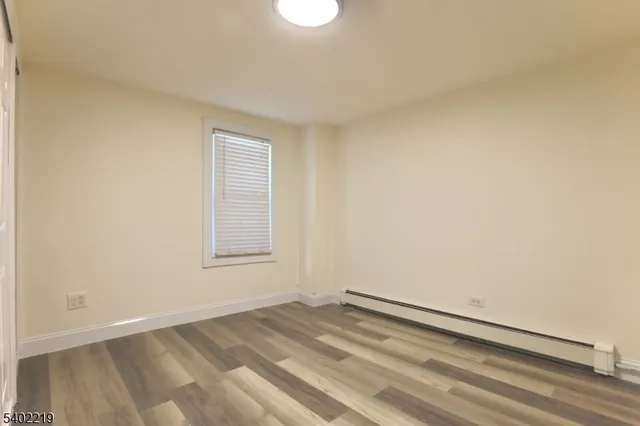 $2,500 | 859 Lafayette Street, Elizabeth, NJ 07201