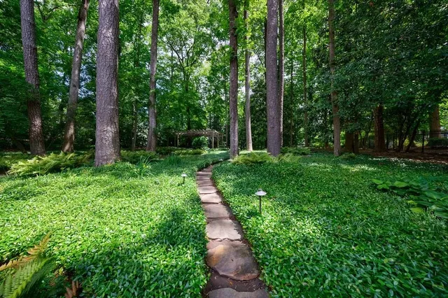 $2,995,000 | 3117 West Roxboro Road Northeast, Atlanta, GA 30324