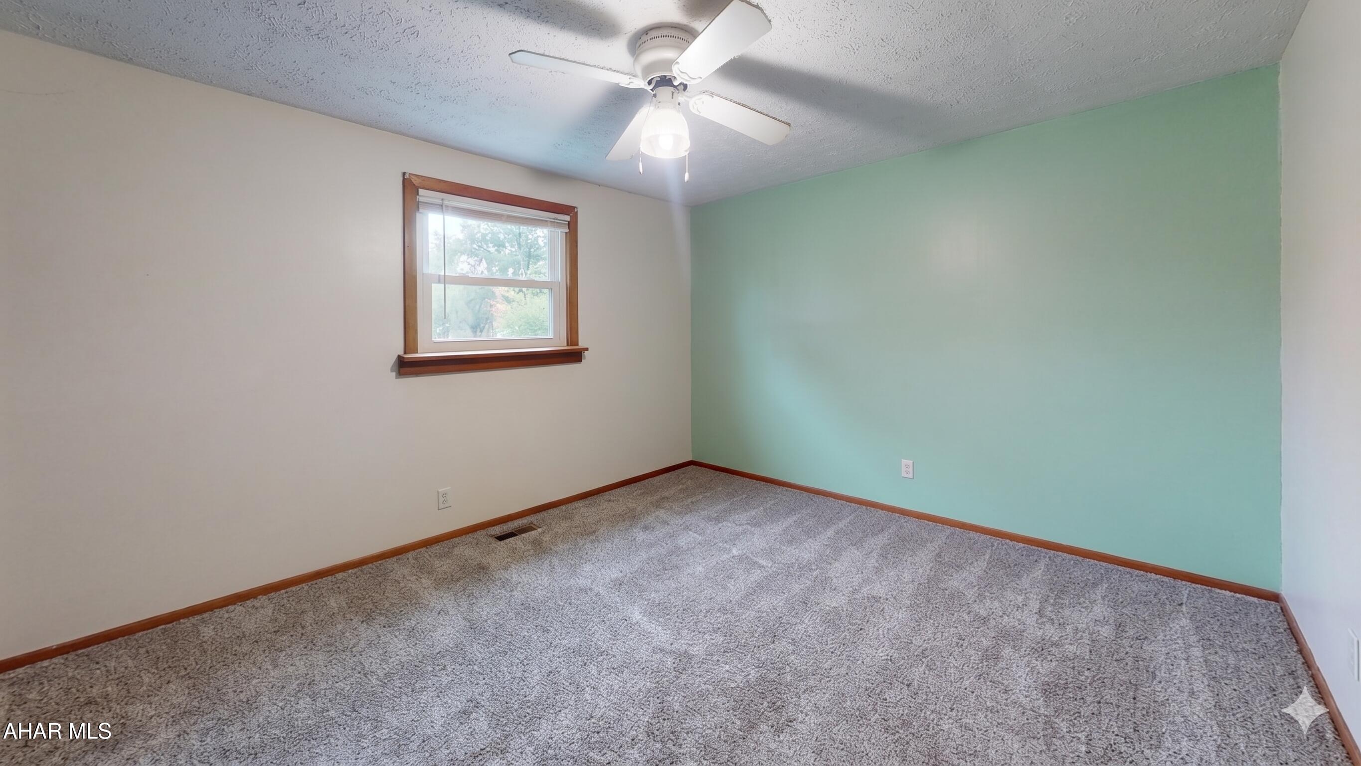 426 Duman Road Ebensburg, PA 15931 - Photo 16 of 34