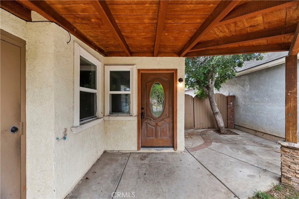 1959 Thornton Street Riverside, CA 92507 - Photo 5 of 26 a view of a garage