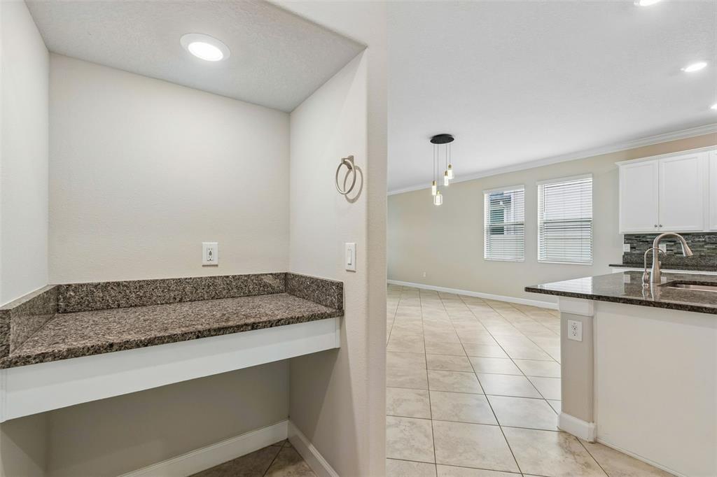 25057 Lambrusco Loop Lutz, FL 33559 - Photo 7 of 50