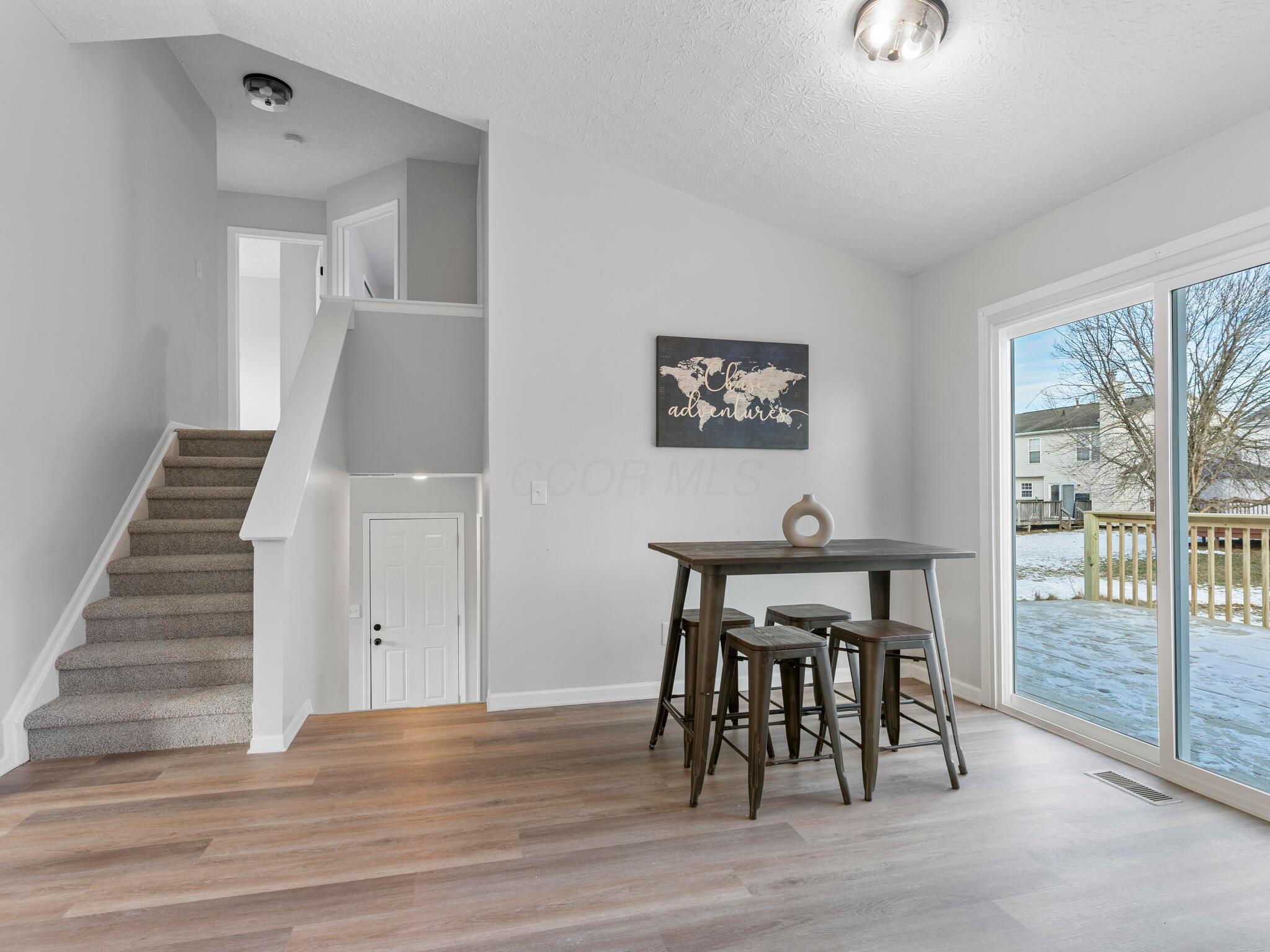 2754 Raphael Drive Columbus, OH 43232 - Photo 8 of 23 CAP09941