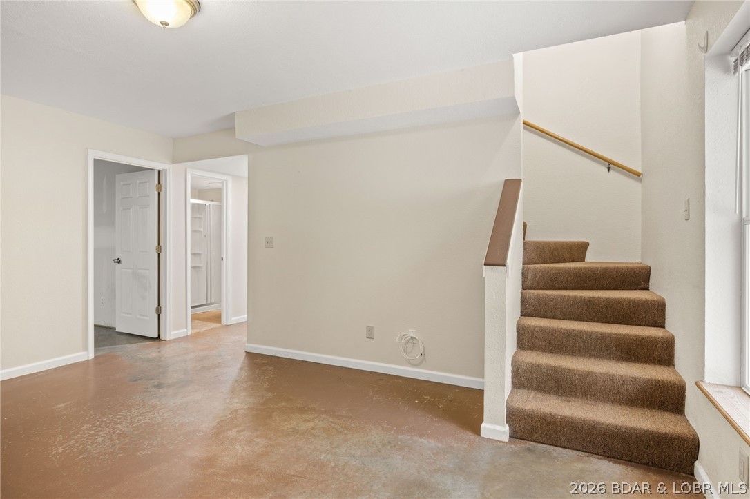 122 Hicks Drive Eldon, MO 65026 - Photo 30 of 51 Family room
