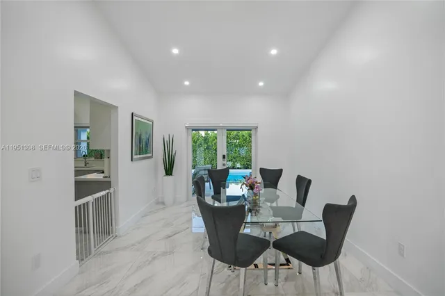 $1,062,000 | 14005 Southwest 17th Terrace, Miami, FL 33175