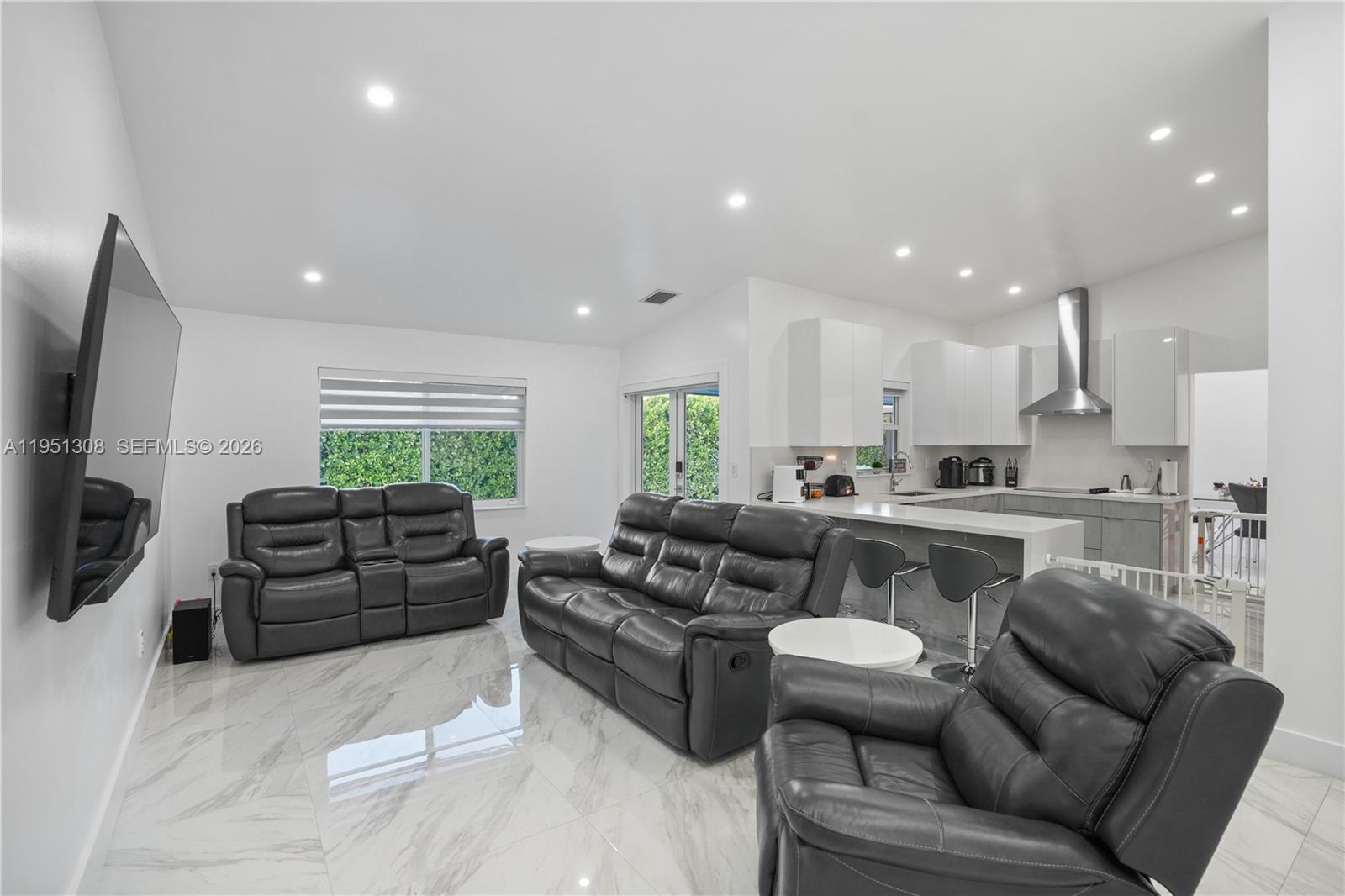 14005 Southwest 17th Terrace Miami, FL 33175 - Photo 17 of 68