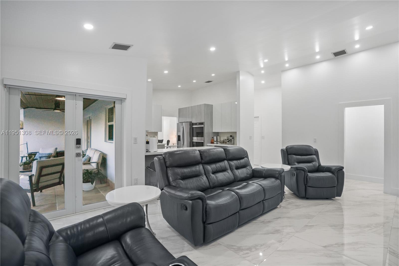 14005 Southwest 17th Terrace Miami, FL 33175 - Photo 18 of 68