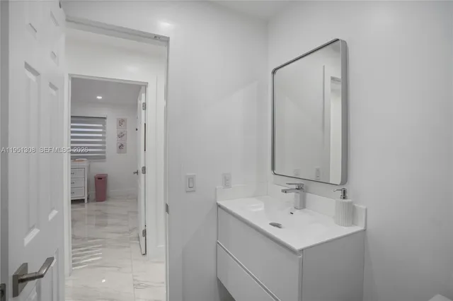 $1,062,000 | 14005 Southwest 17th Terrace, Miami, FL 33175