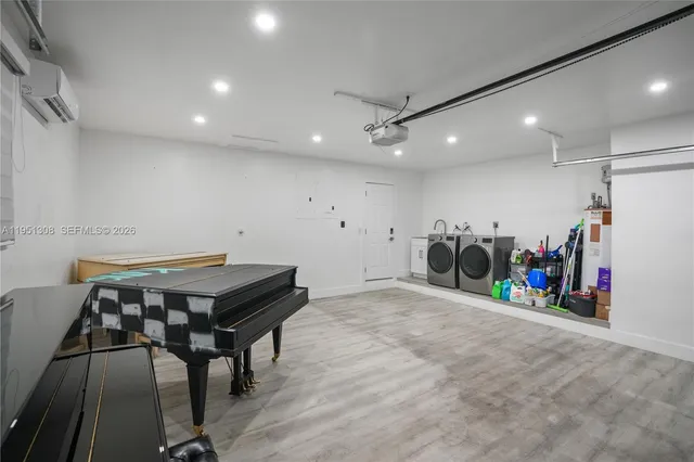 $1,062,000 | 14005 Southwest 17th Terrace, Miami, FL 33175