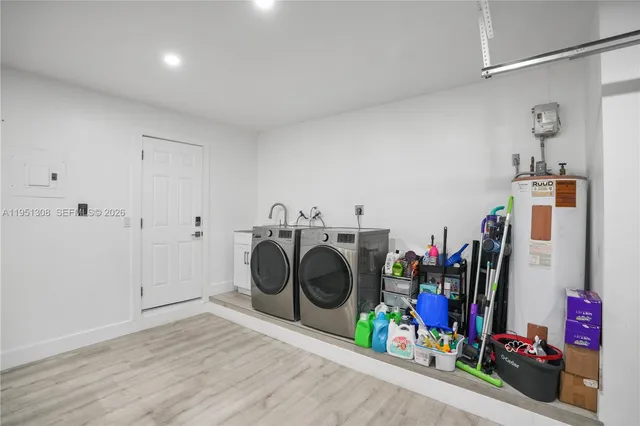 $1,062,000 | 14005 Southwest 17th Terrace, Miami, FL 33175