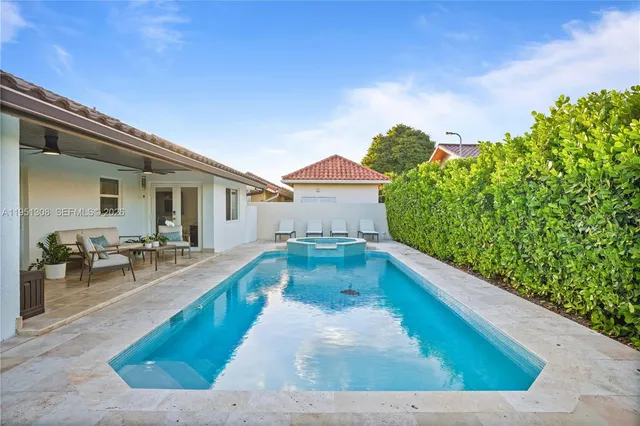 $1,062,000 | 14005 Southwest 17th Terrace, Miami, FL 33175