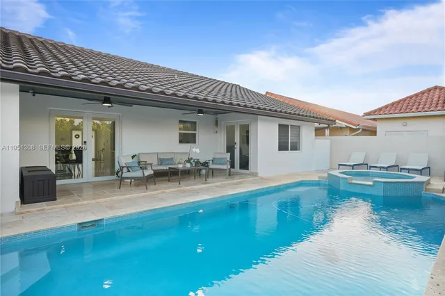 $1,062,000 | 14005 Southwest 17th Terrace, Miami, FL 33175