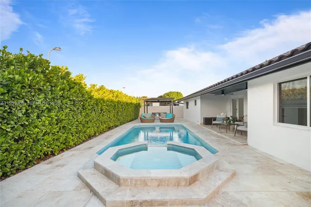 $1,062,000 | 14005 Southwest 17th Terrace, Miami, FL 33175