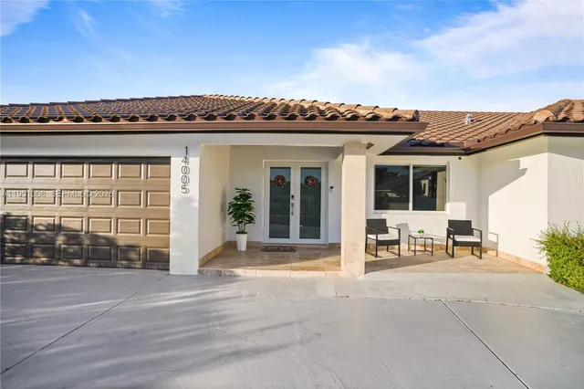 $1,062,000 | 14005 Southwest 17th Terrace, Miami, FL 33175