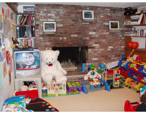 21 Vernon Road Scituate, MA 02066 - Photo 7 of 8 Gallery Image 7