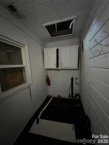 a close up of a microwave