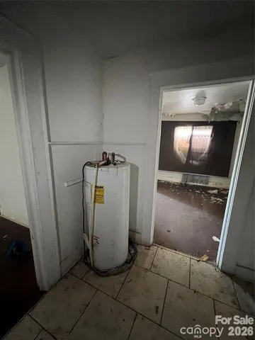 a view of a storage & utility room