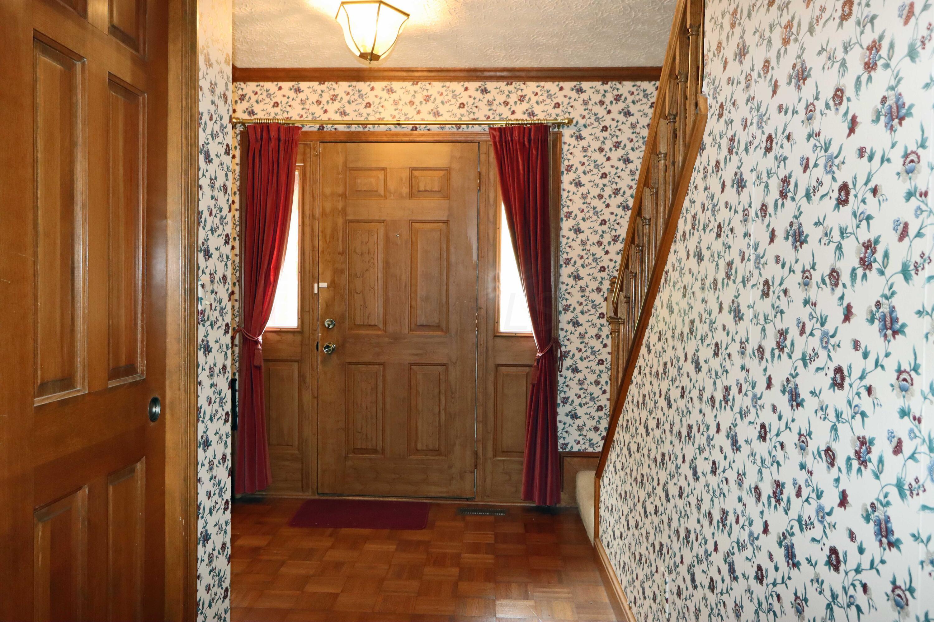 3974 Reed Road Columbus, OH 43220 - Photo 5 of 74 IMG_1552_edited-1