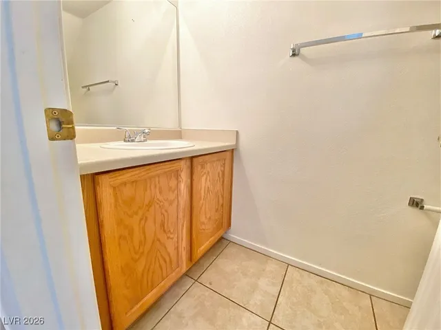 $1,750 | 1596 Ward Frontier Lane, Henderson, NV 89002