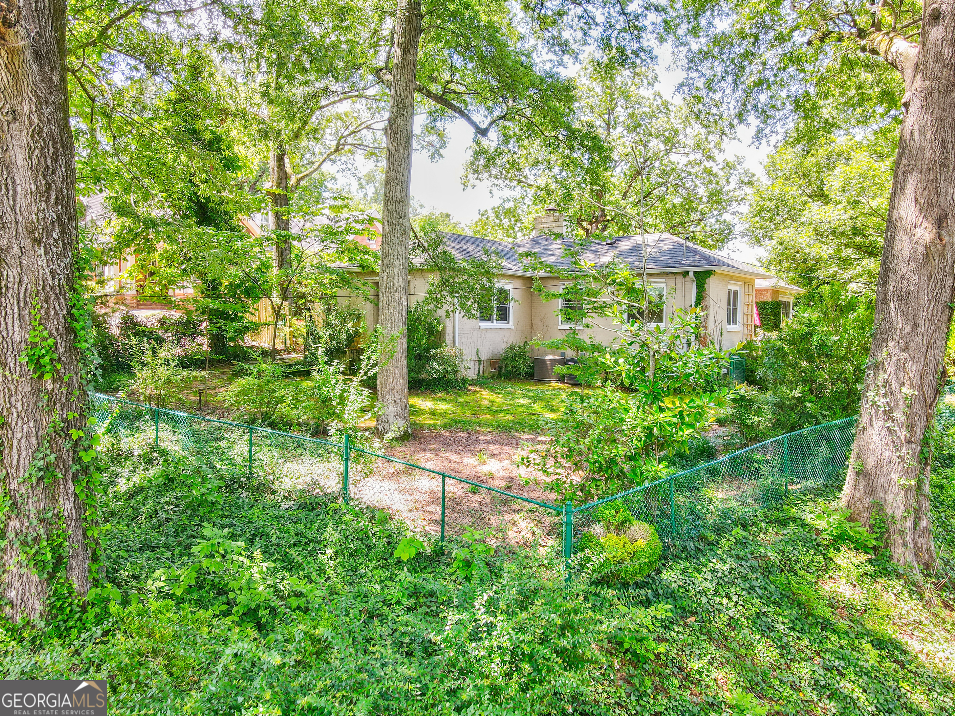 31 Notasulga Drive Rome, GA 30161 - Photo 26 of 38 a view of a back yard