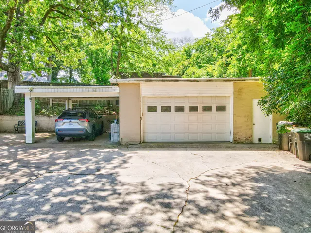 a picture of floor plan